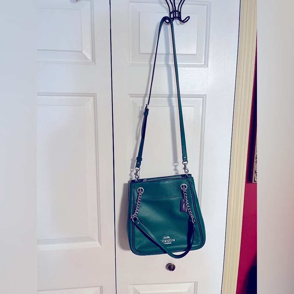 Coach green shoulder bag